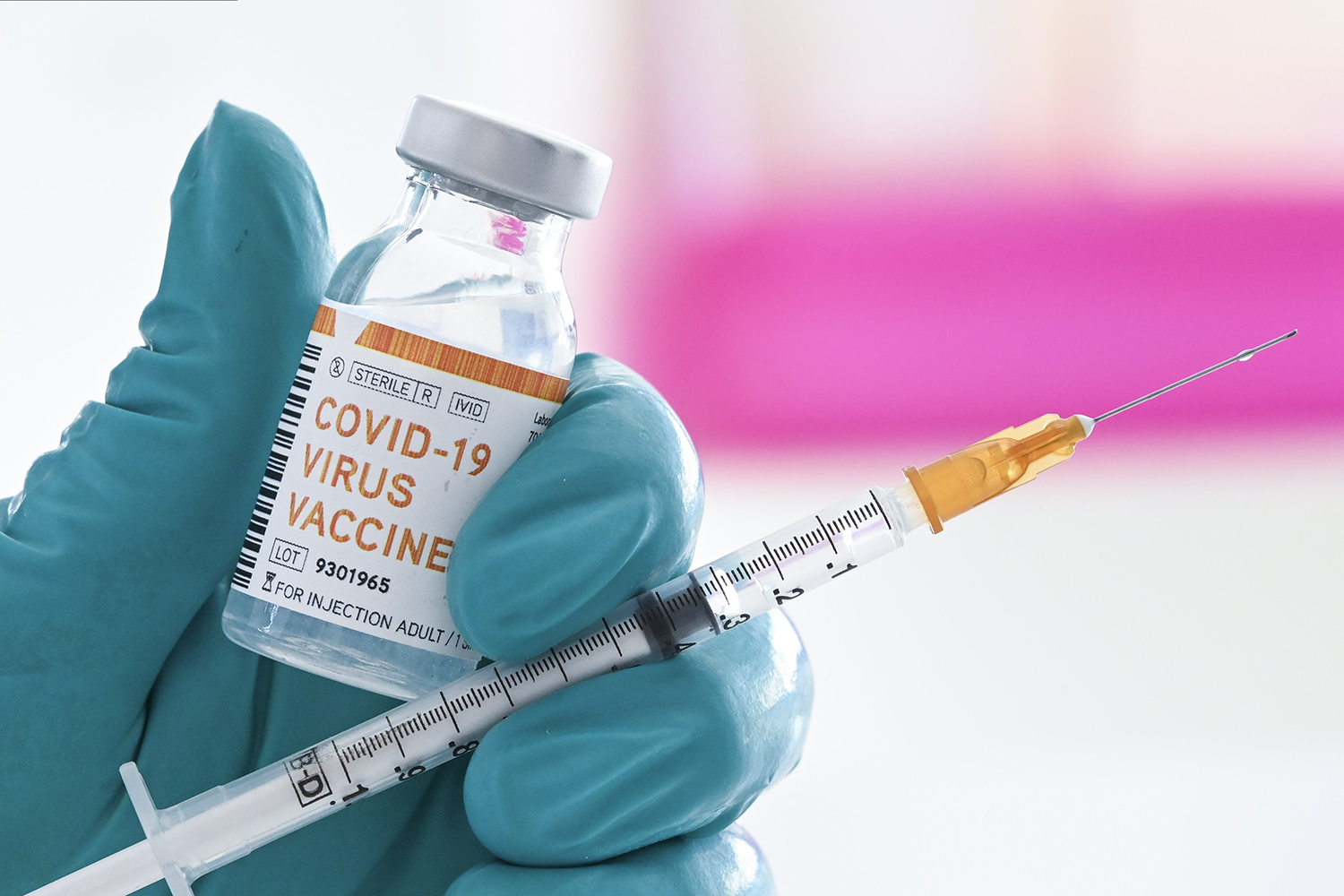 Presidente da Anvisa fala sobre pausa em testes da vacina de Oxford